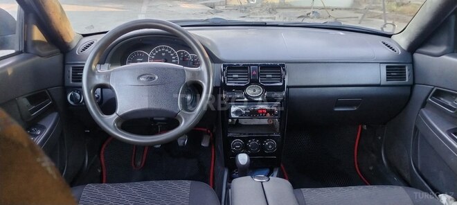 LADA (VAZ) Priora-21