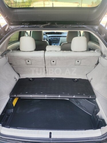 Toyota Prius-8