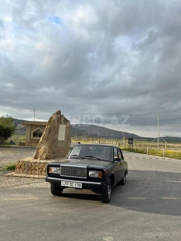 LADA (VAZ) 2107-1
