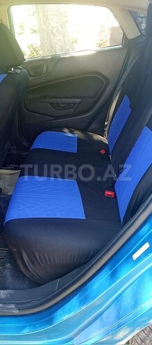 Ford Fiesta-5