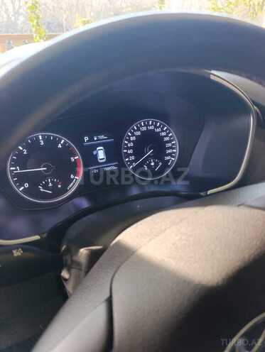 Hyundai Santa Fe-12
