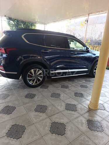 Hyundai Santa Fe-5