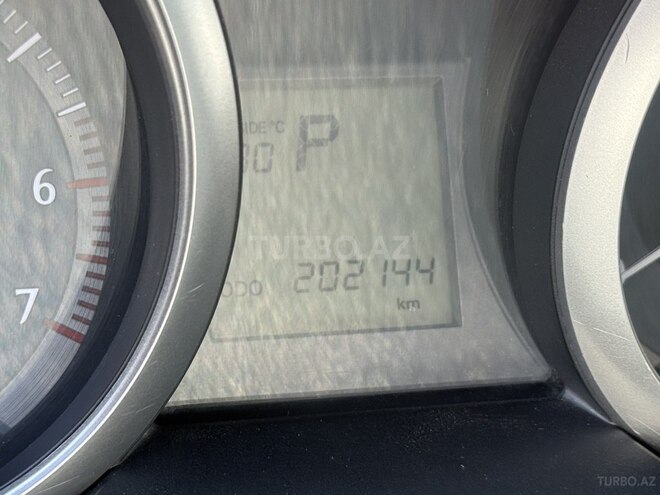 Toyota Land Cruiser Prado-9