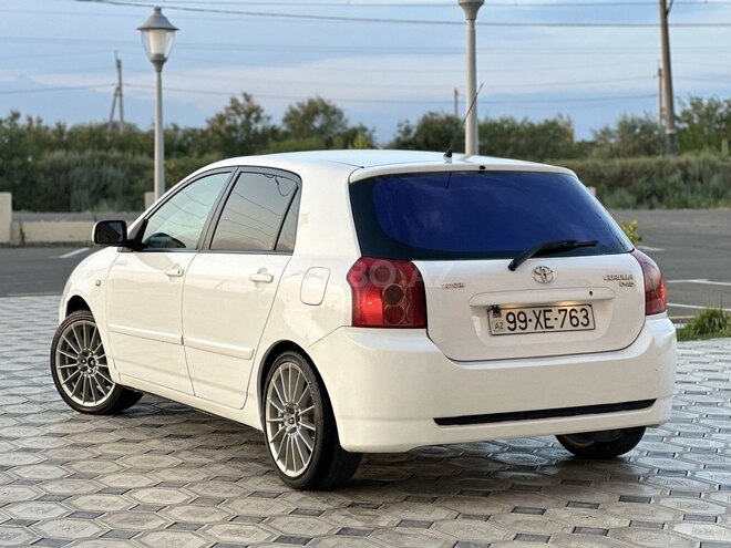 Toyota Corolla-6