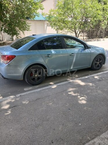 Chevrolet Cruze-4