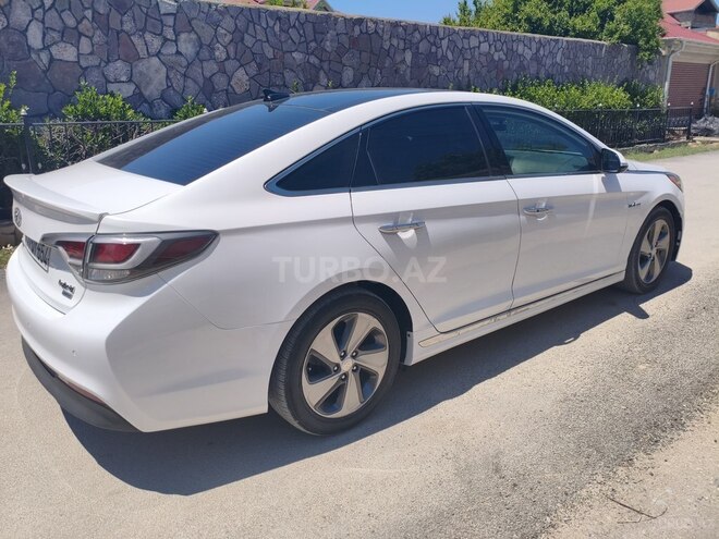 Hyundai Sonata-3
