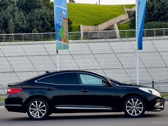 Hyundai Grandeur-6