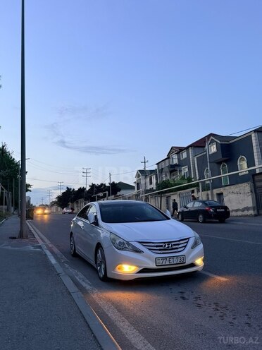 Hyundai Sonata-3