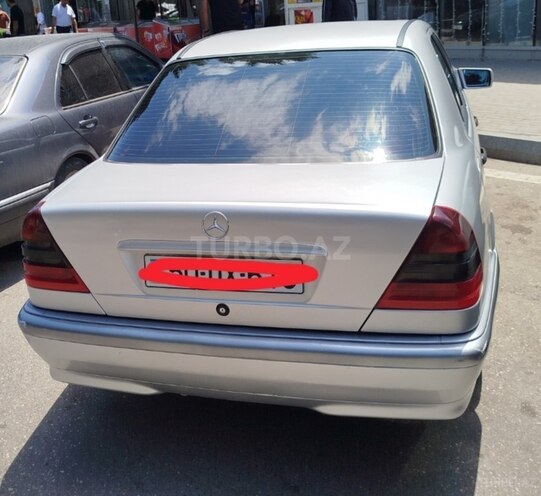 Mercedes C 180-2