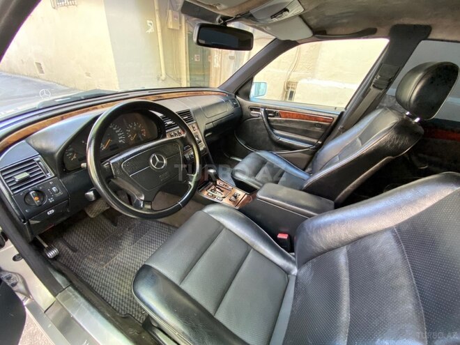 Mercedes C 240-16