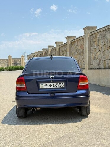 Opel Astra-4
