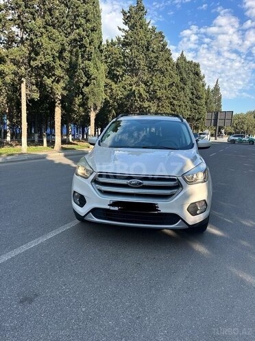 Ford Escape-2