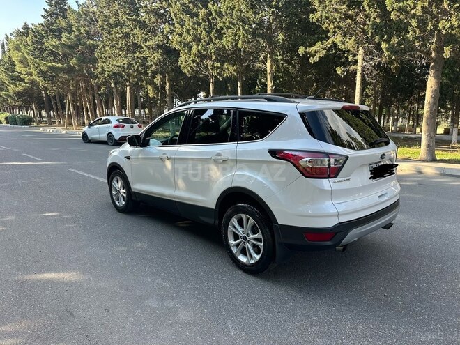 Ford Escape-10
