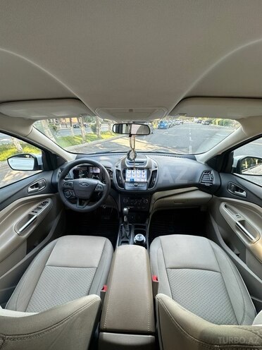 Ford Escape-17