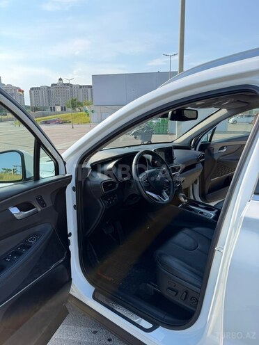 Hyundai Santa Fe-10