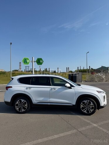 Hyundai Santa Fe-11