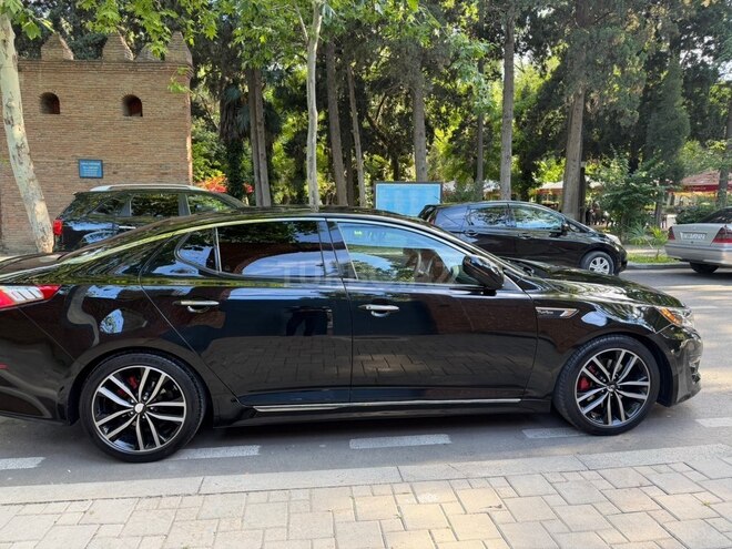 Kia Optima-5