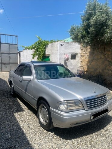 Mercedes C 180-2