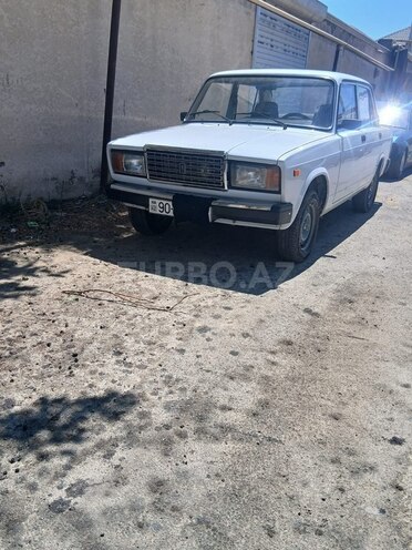 LADA (VAZ) 2107-2