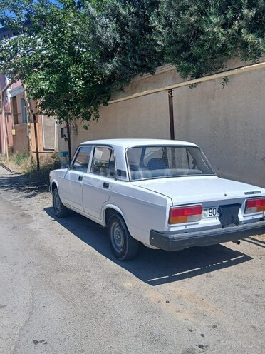 LADA (VAZ) 2107-11