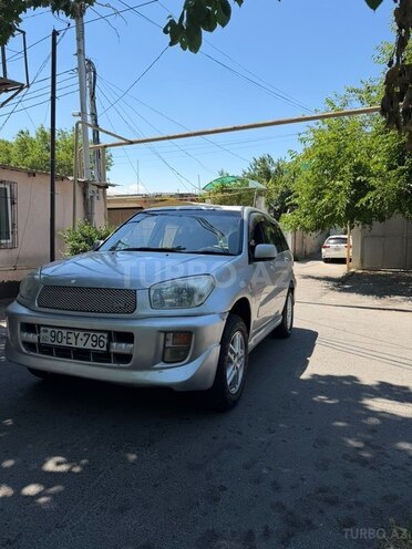 Toyota RAV4-7