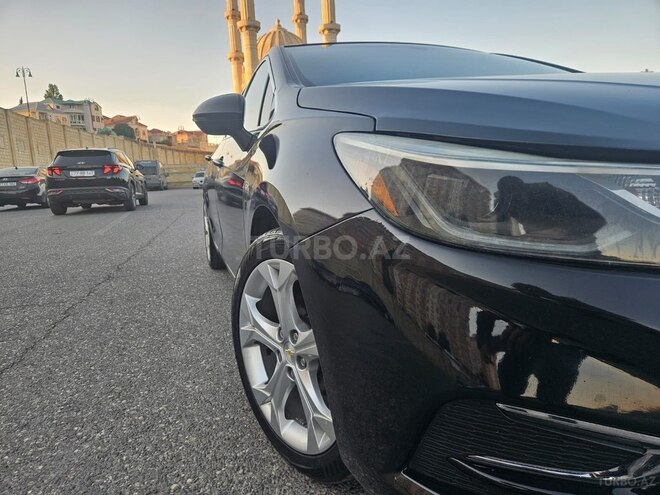 Chevrolet Cruze-13