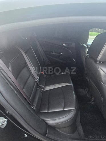 Chevrolet Cruze-11