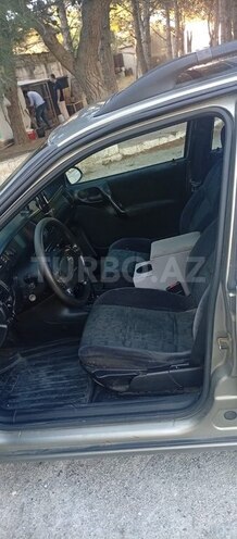Opel Vectra-5