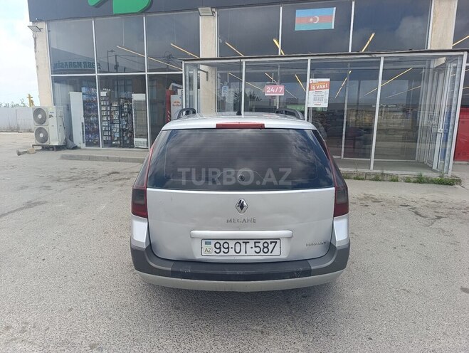 Renault Megane-7