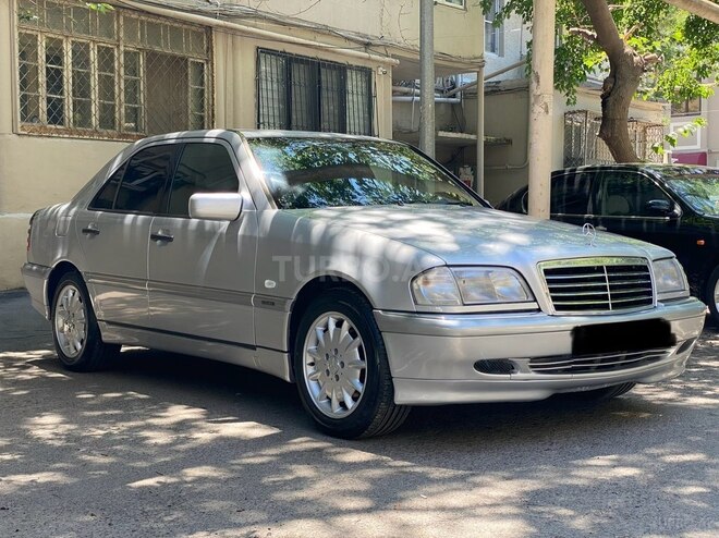 Mercedes C 240-6