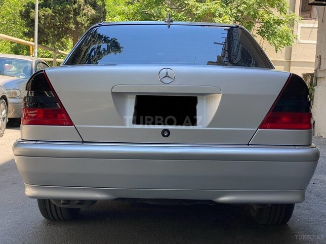 Mercedes C 240-3