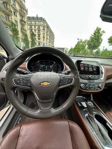 Chevrolet Malibu-6