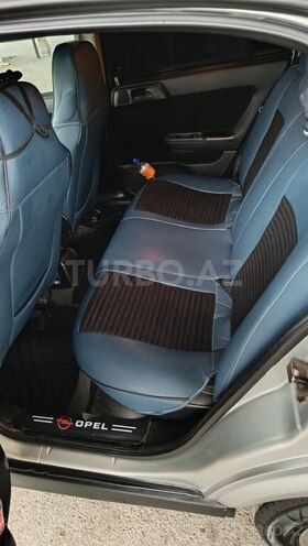 Opel Astra-13