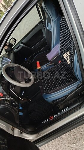 Opel Astra-9
