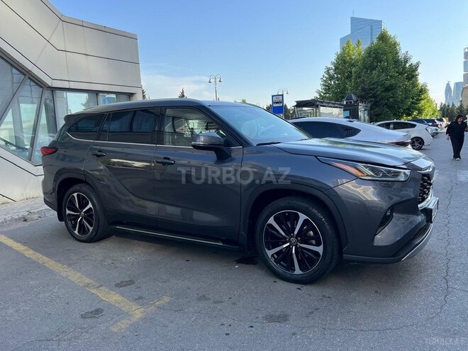 Toyota Highlander-10
