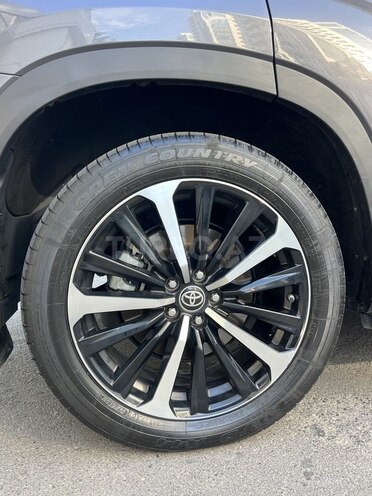 Toyota Highlander-6