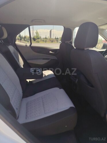 Chevrolet Equinox-8