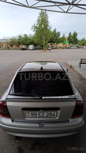 Opel Astra-2