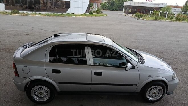 Opel Astra-5