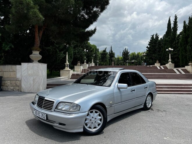 Mercedes C 180-3