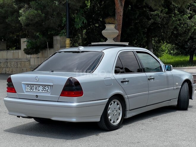 Mercedes C 180-6