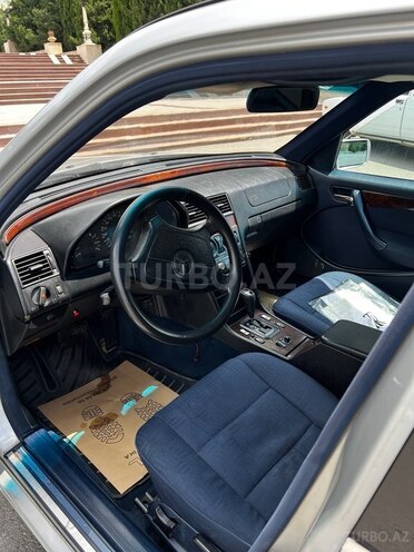 Mercedes C 180-11