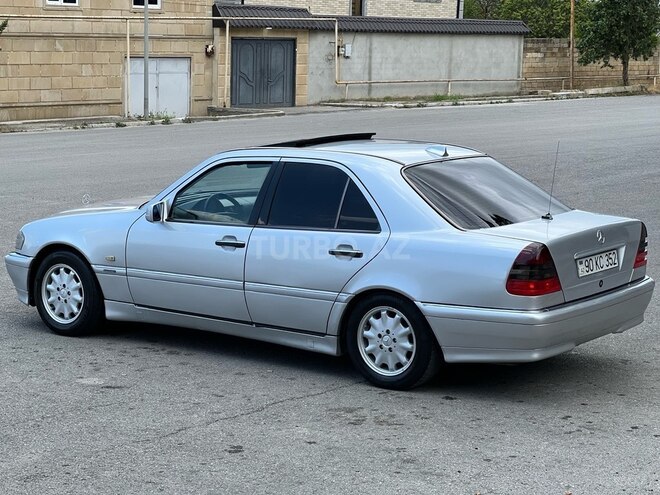 Mercedes C 180-9