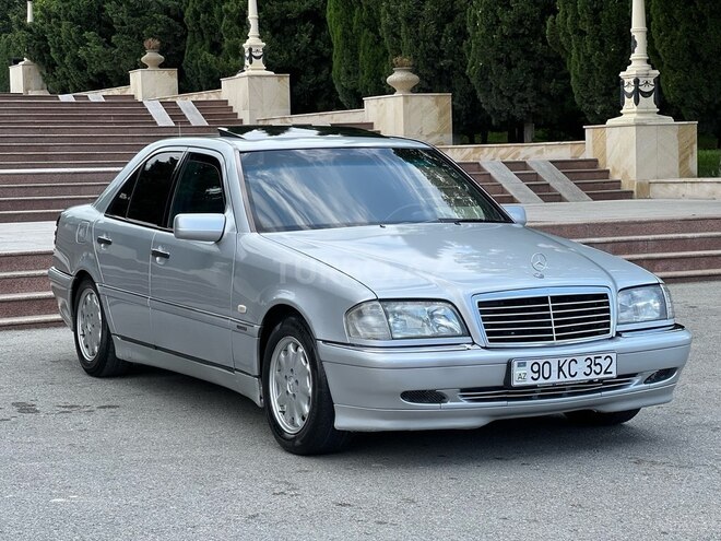 Mercedes C 180-7
