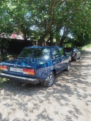 LADA (VAZ) 2107-4