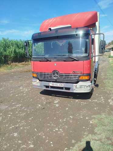 Mercedes Atego 815-9