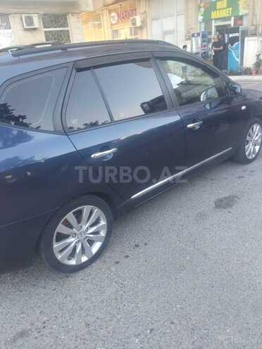 Kia Carens-7