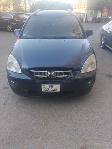 Kia Carens-3