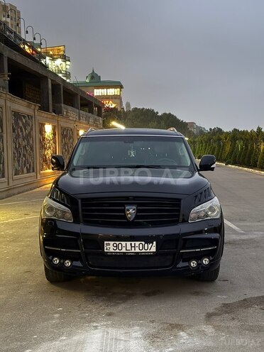 Infiniti QX80-1