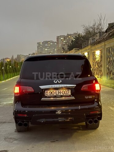 Infiniti QX80-2